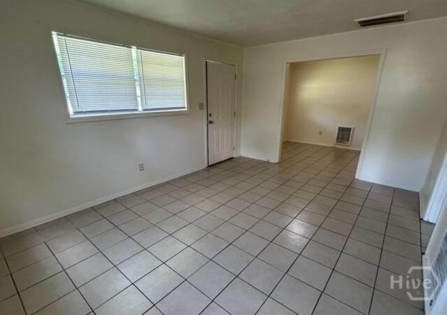 132 Candler Ct - Photo 7 of 10