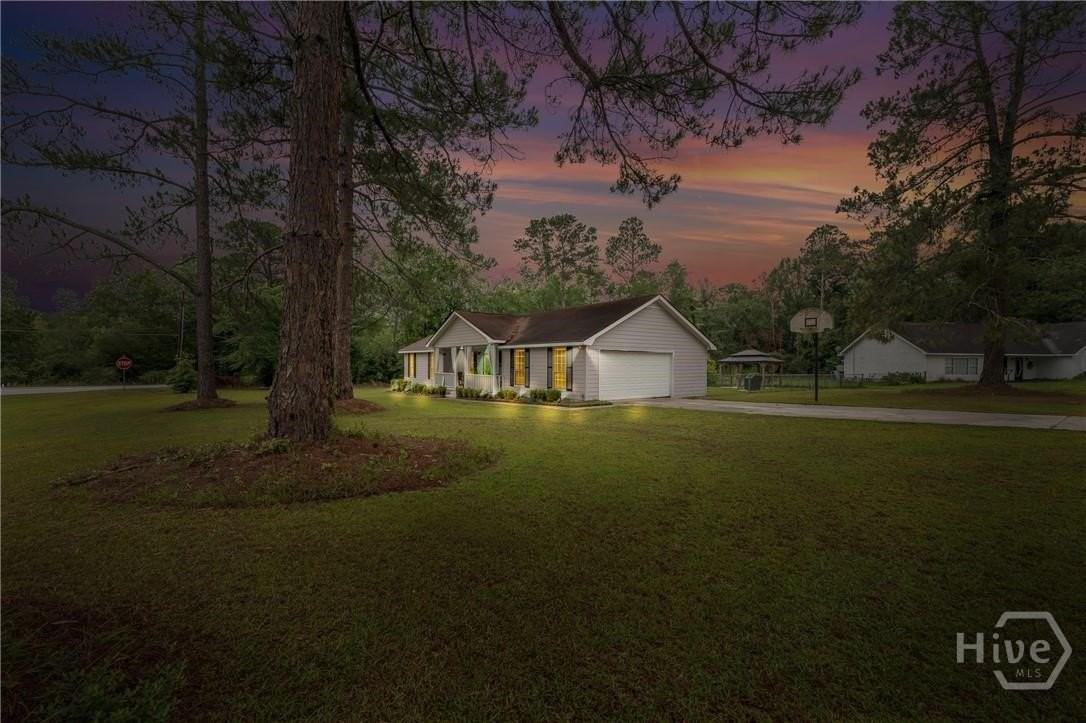 557 Pleasant Point Rd - Photo 2 of 28