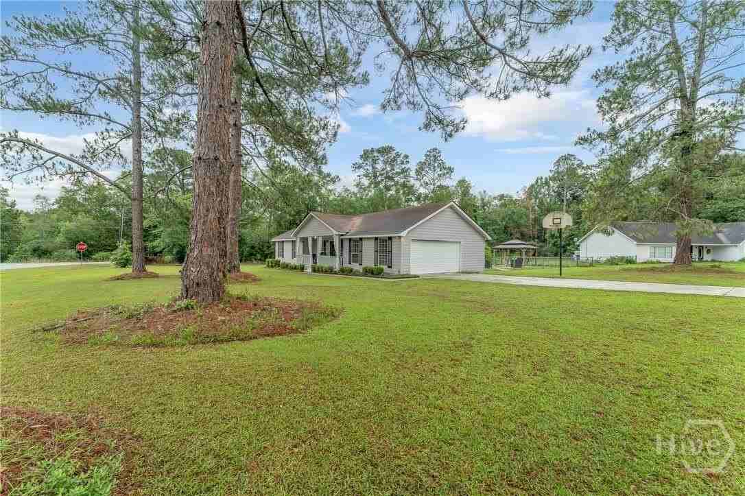 557 Pleasant Point Rd - Photo 5 of 28
