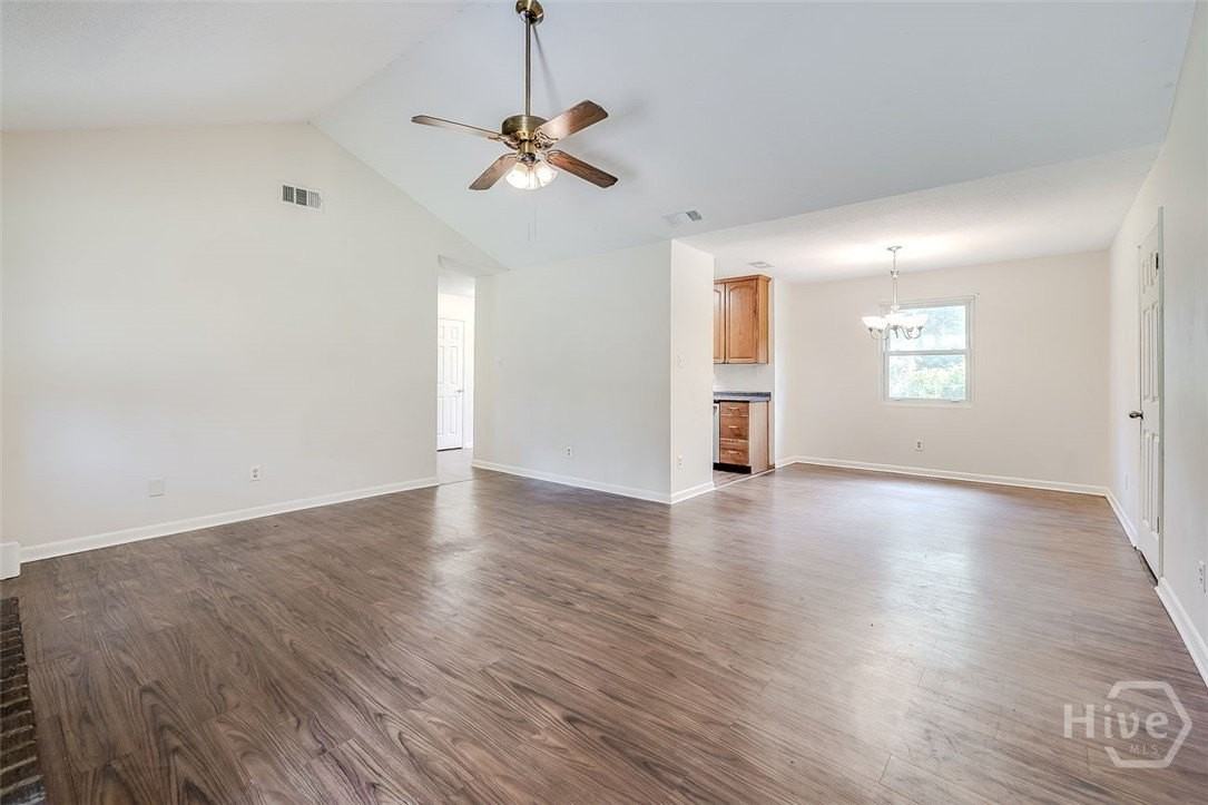 1417 Whitfield Park Cir - Photo 7 of 31
