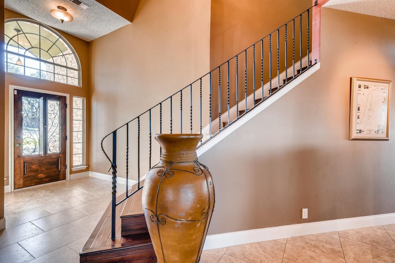 2614 S Pace Bend Rd - Photo 5 of 25
