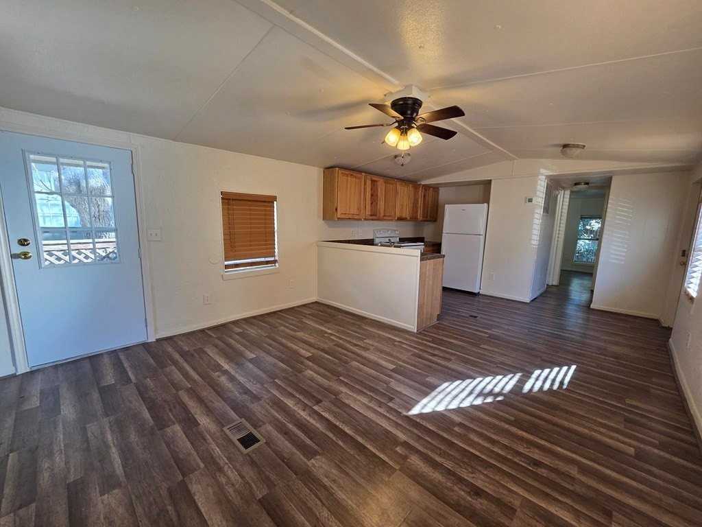 104 Clark St Apt C - Photo 4 of 13