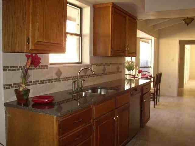 203 Coronado Dr - Photo 3 of 10