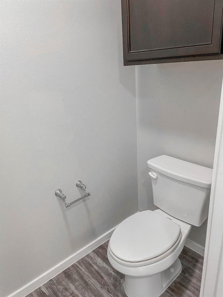 2135 N Texas Ave #1-2 - Photo 5 of 13