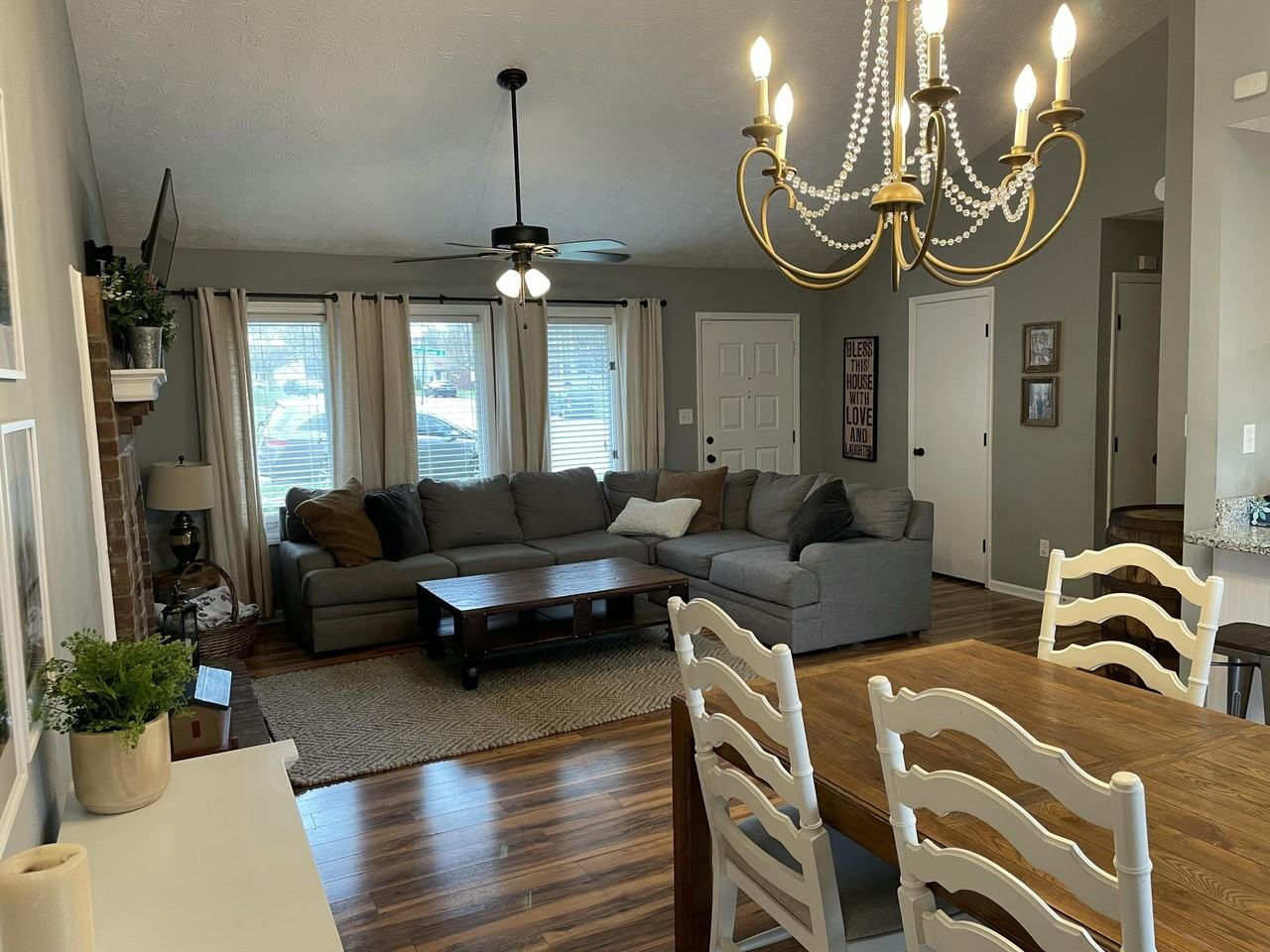 3820 Forest Green Dr - Photo 4 of 14