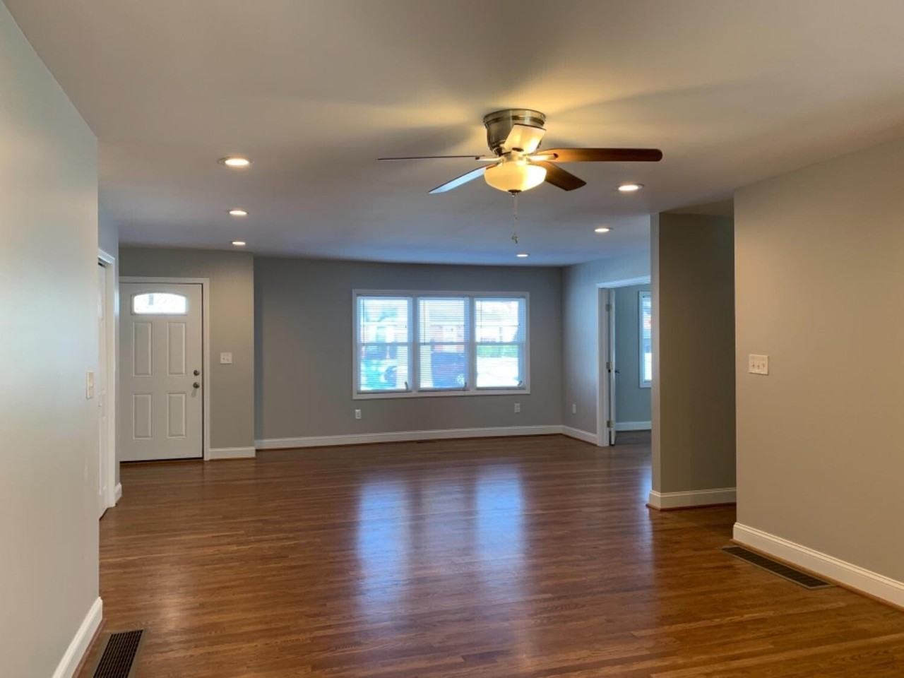 832 Laurel Hill Rd - Photo 2 of 38