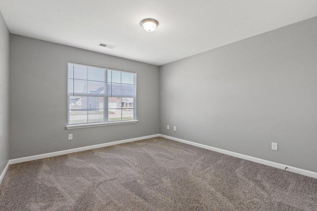 161 Candy Apple Ln - Photo 7 of 12