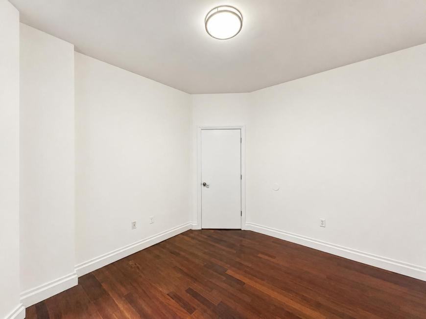 601 W 137th St - Photo 7 of 10
