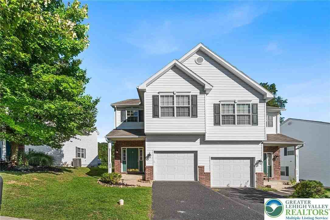 1537 Crest Park Ct - Photo 2 of 32