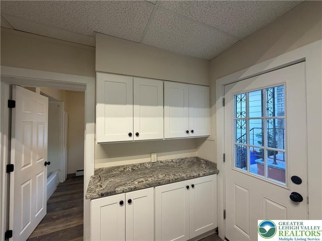 722 N Clewell St - Photo 5 of 11
