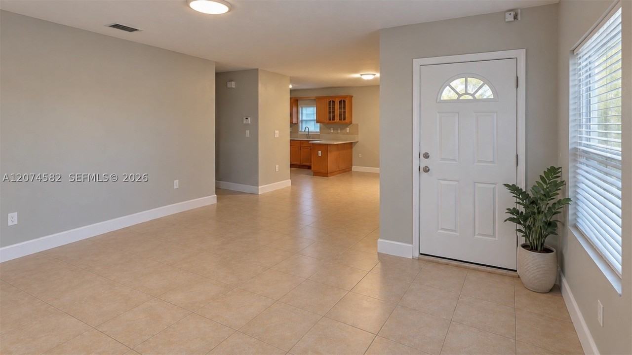 2471 Nw 18th Ter #2471 - Photo 2 of 13