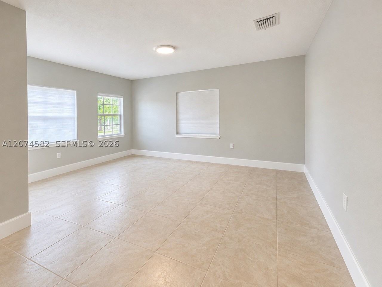 2471 Nw 18th Ter #2471 - Photo 6 of 13