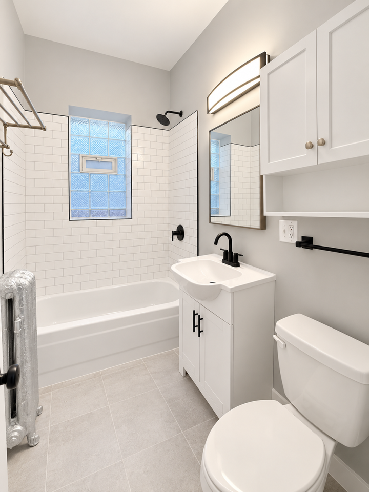 1349 W Grace St - Photo 6 of 8