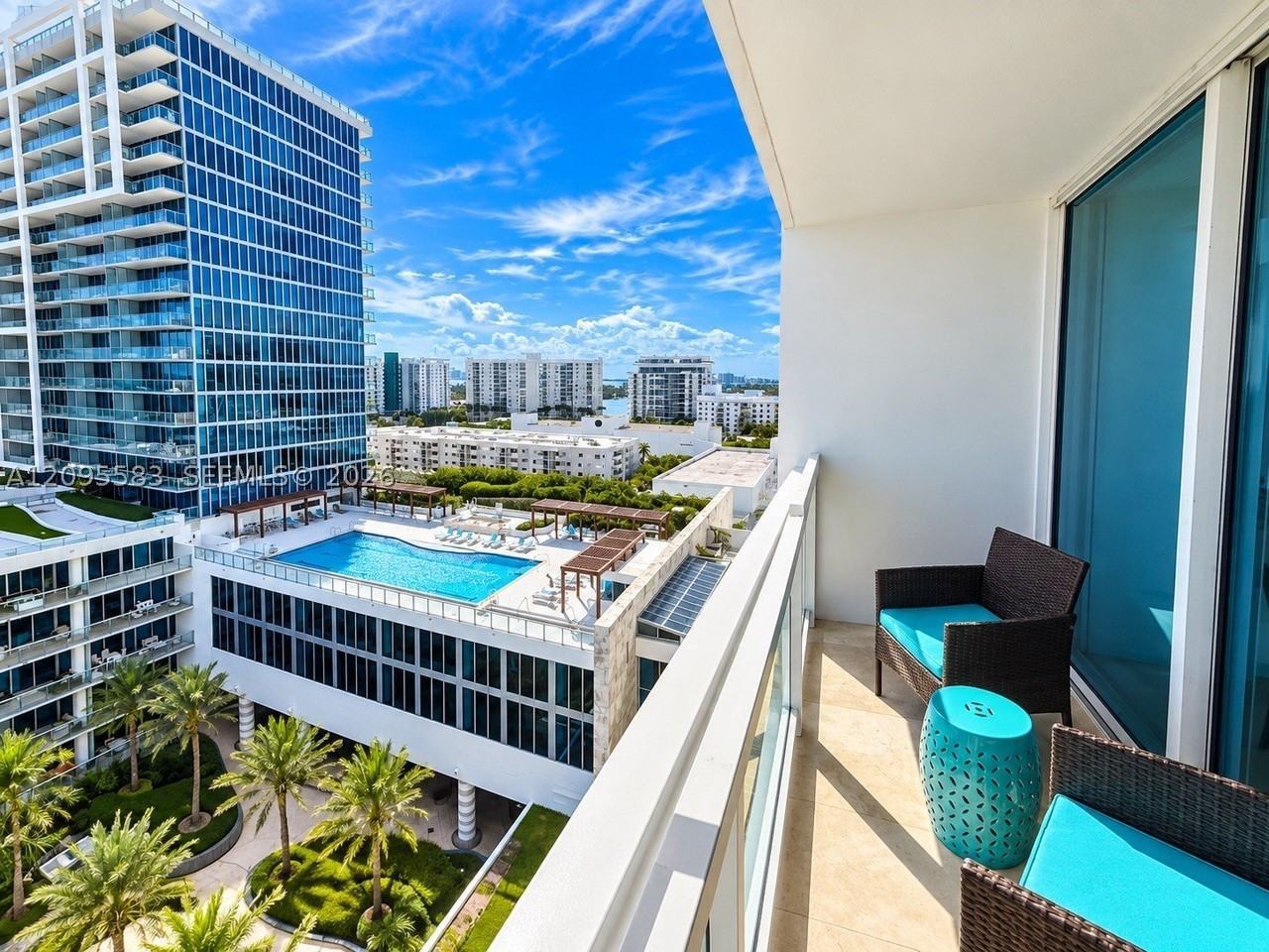 6801 Collins Ave #1112 - Photo 4 of 50