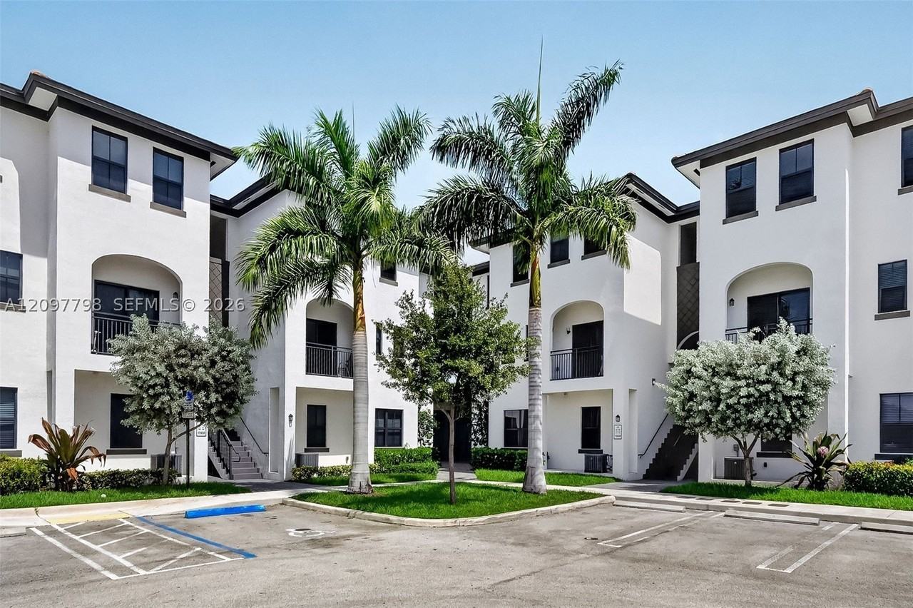 15650 Sw 136th St #212 - Photo 4 of 33