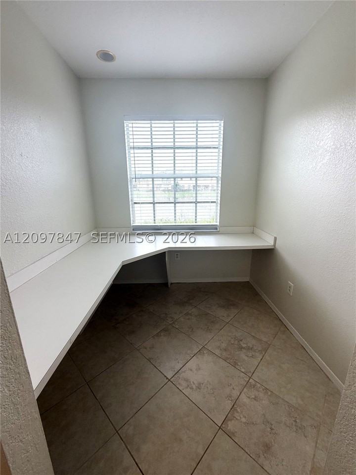 4304 Sw 131st Ln #13102 - Photo 7 of 43