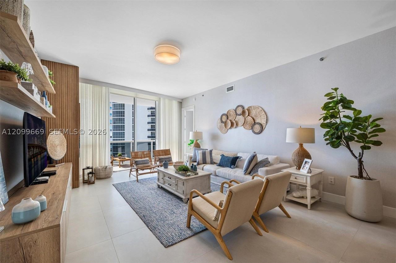 16001 Collins Ave #1007 - Photo 2 of 29