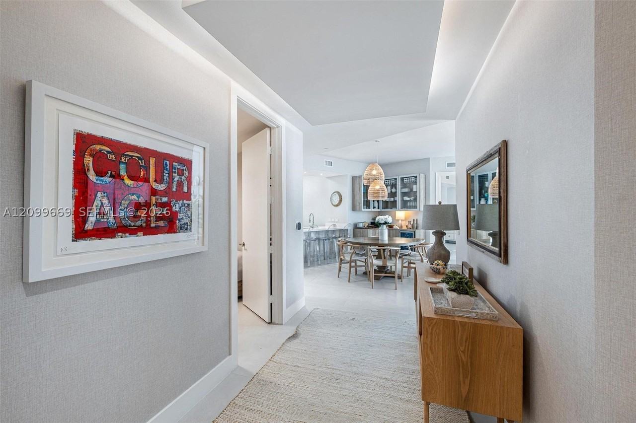 16001 Collins Ave #1007 - Photo 5 of 29