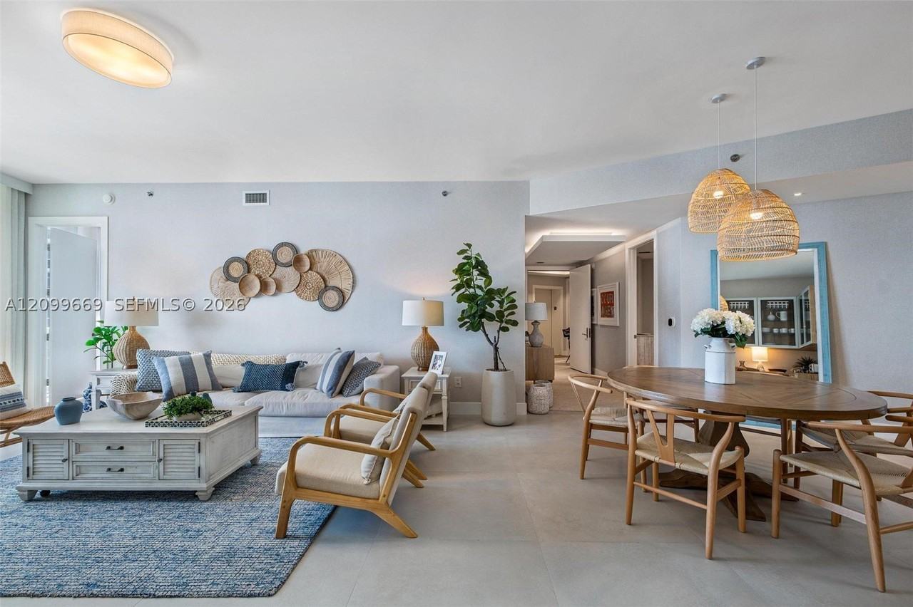 16001 Collins Ave #1007 - Photo 7 of 29