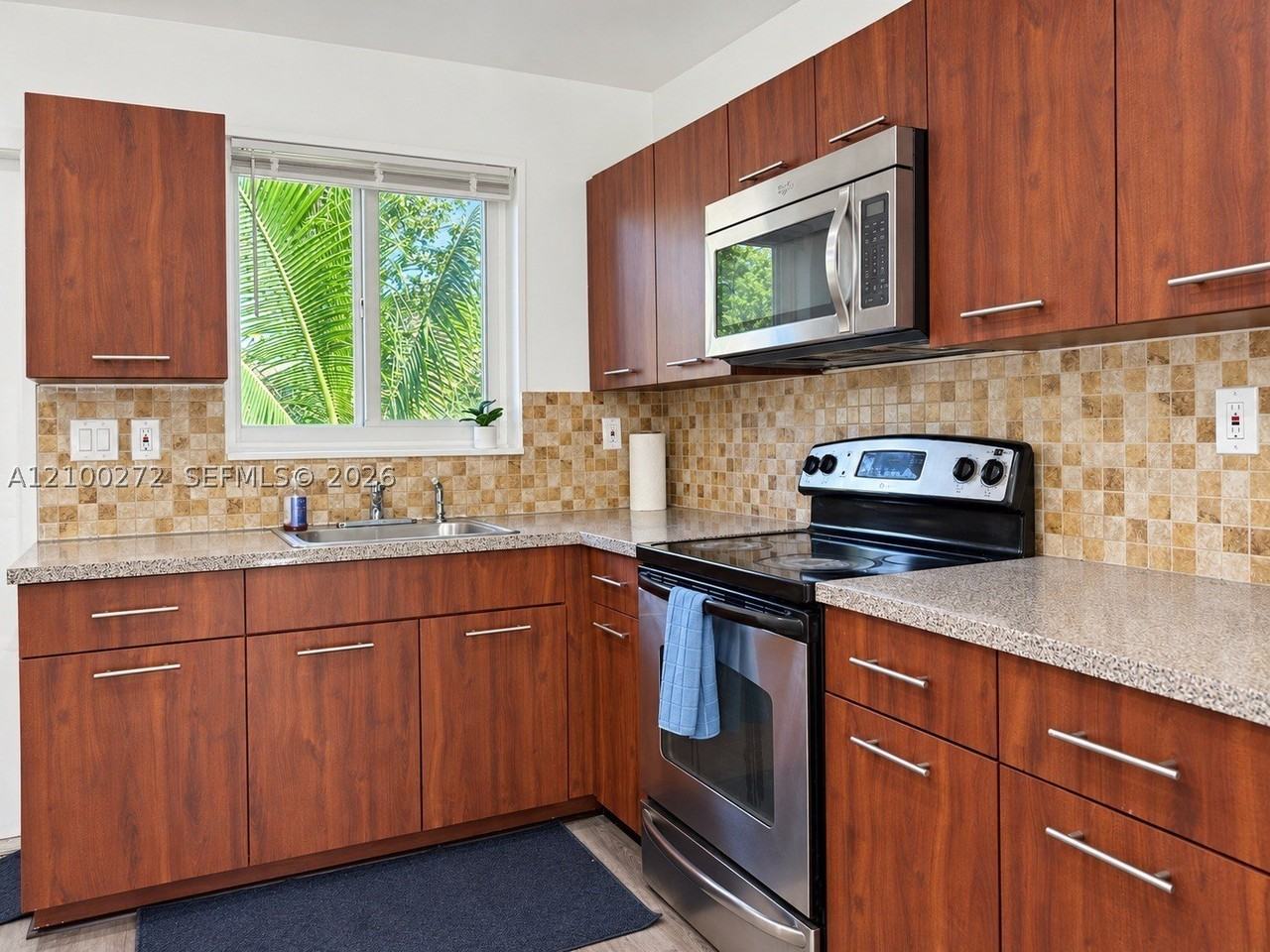 5501 N Miami Ave #1 - Photo 5 of 37