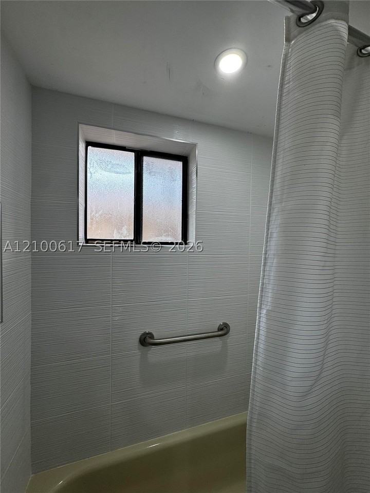 8540 Sw 133rd Avenue Rd #424 - Photo 6 of 10