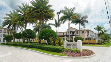 featured image of 10401 Nw 61st Ln
