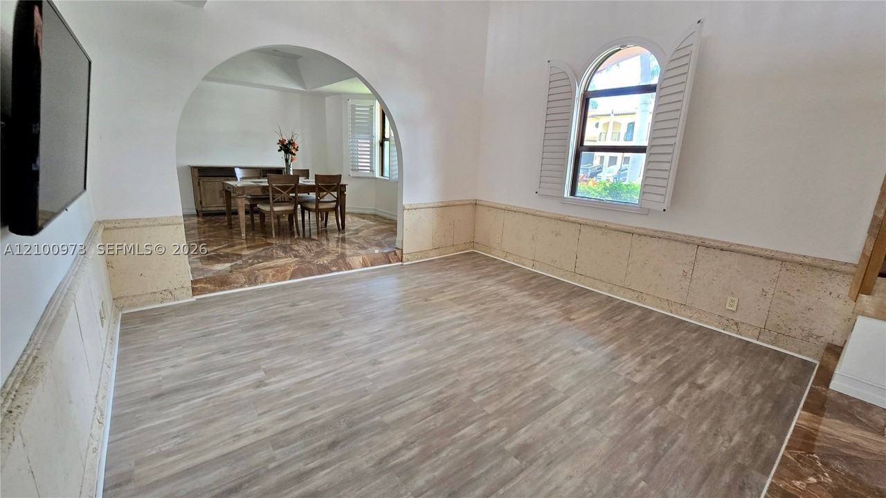 741 Tyler St #0 - Photo 3 of 48
