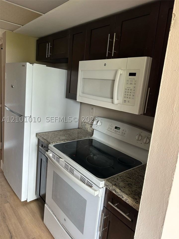 8335 Sw 152nd Ave #BPH4 - Photo 3 of 6