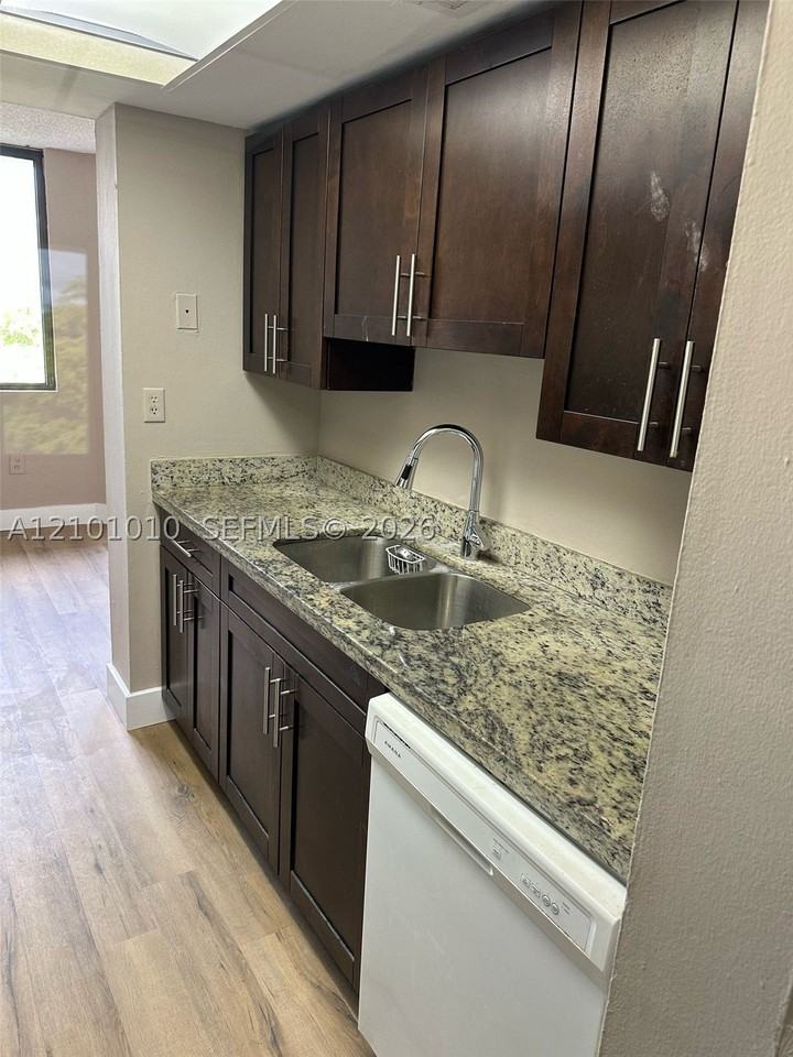 8335 Sw 152nd Ave #BPH4 - Photo 4 of 6
