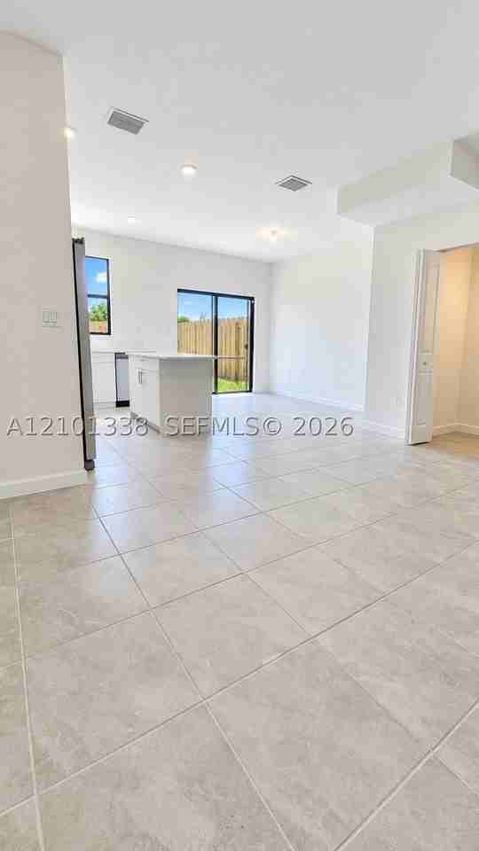 23443 Sw 127th Pl #23443 - Photo 5 of 13