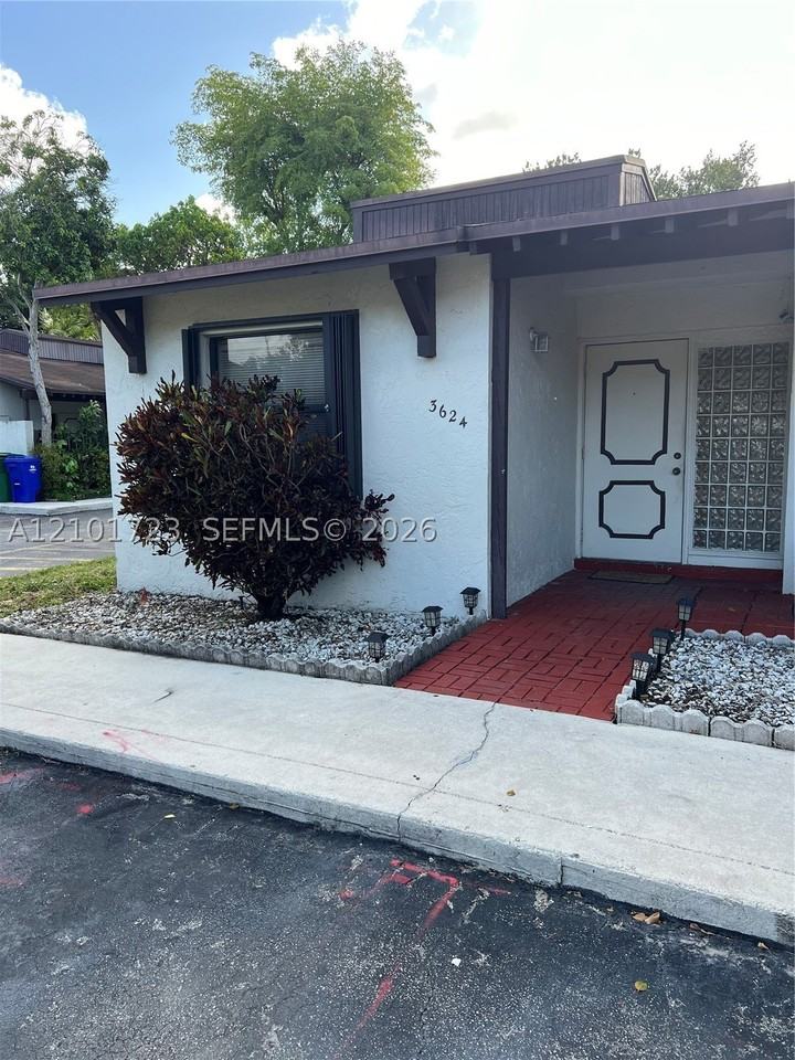 3624 Sw 68th Ln #6D - Photo 5 of 28