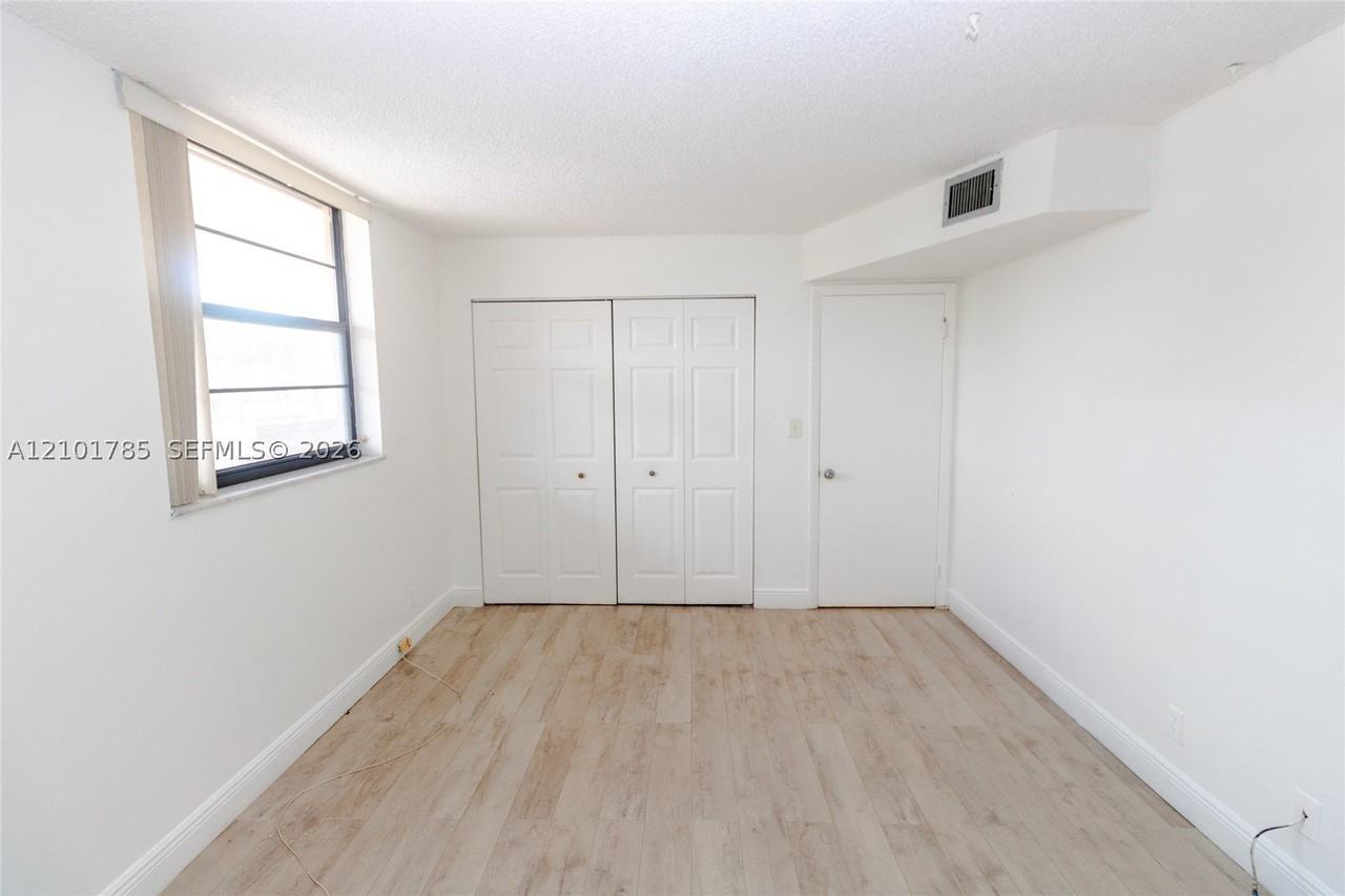 3100 N Pine Island Rd #207 - Photo 7 of 15