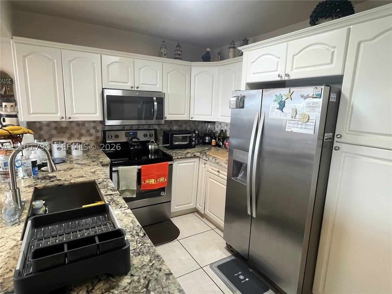 3725 S Ocean Dr #406 - Photo 4 of 15