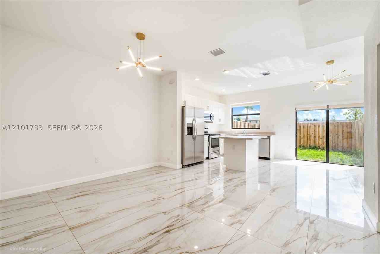 28725 Sw 133rd Ct #28725 - Photo 5 of 13