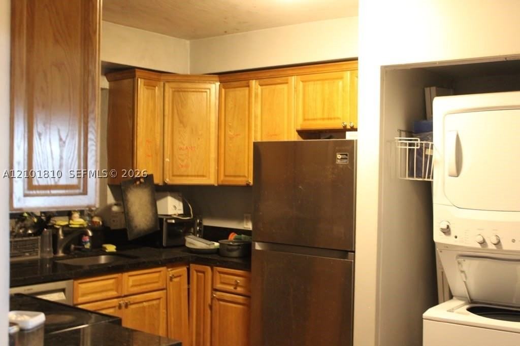 12327 Ne 6th Ave #1-5 - Photo 2 of 8