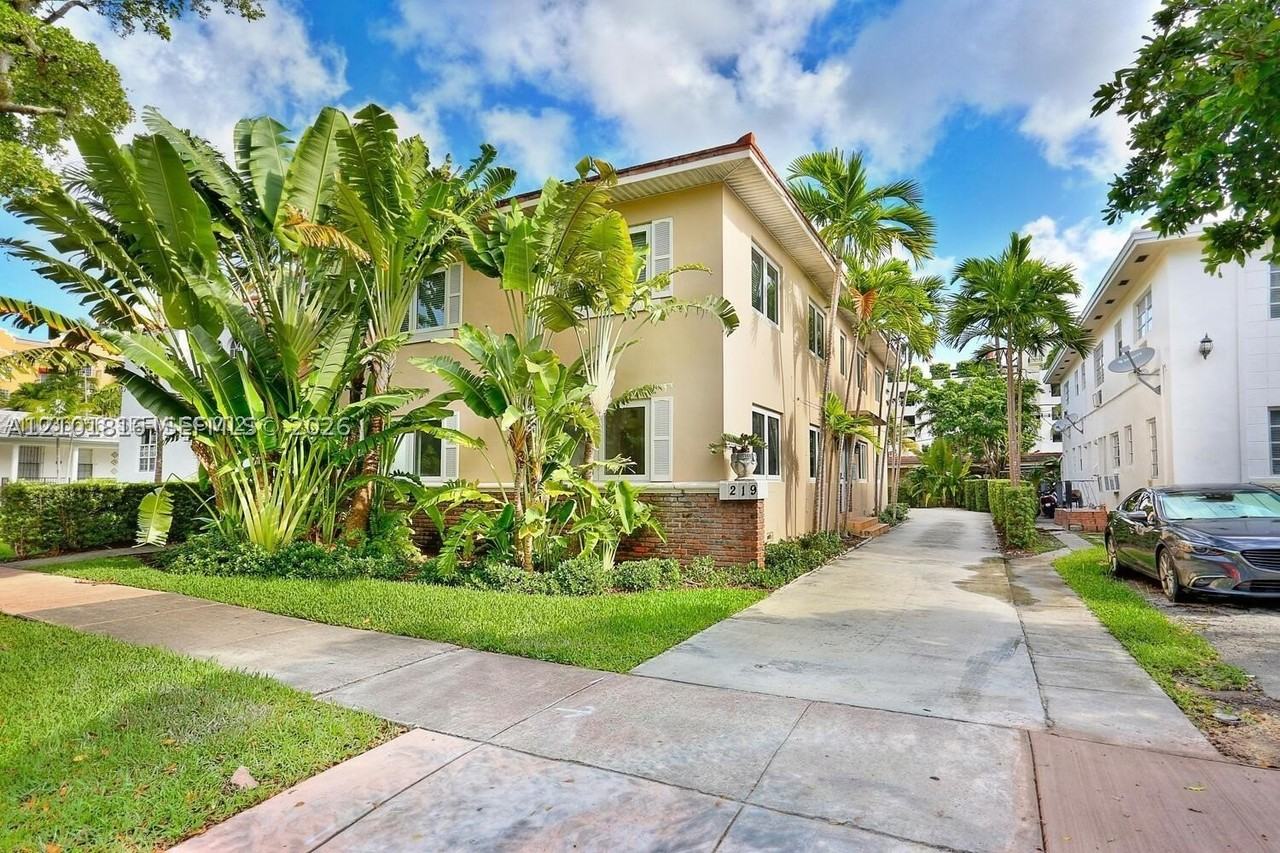 219 Menores Ave #2
