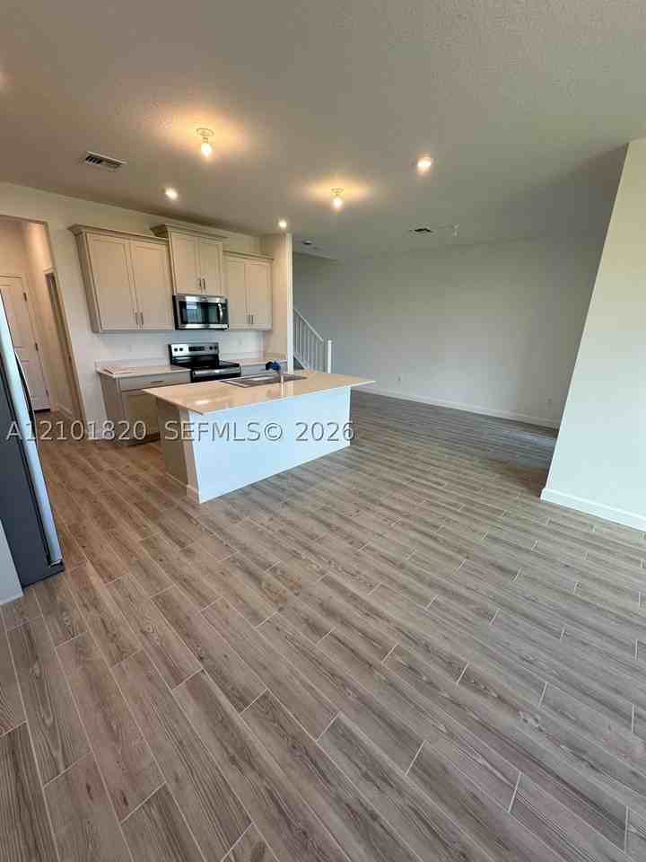 14051 Sw Thorens Dr #94 - Photo 6 of 42