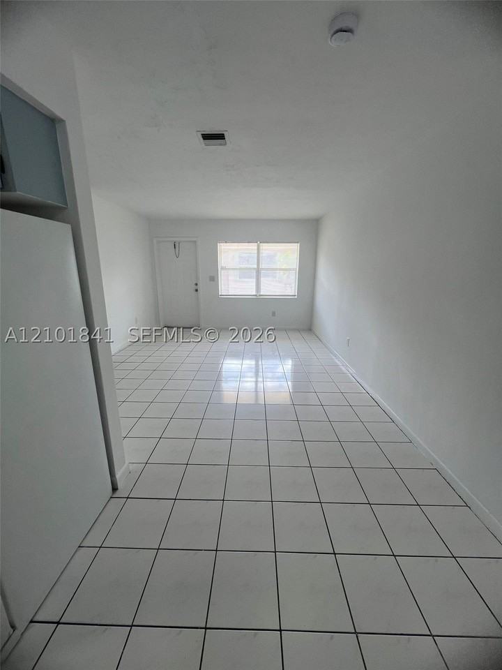 5310 Nw 22nd St #5312 - Photo 7 of 25