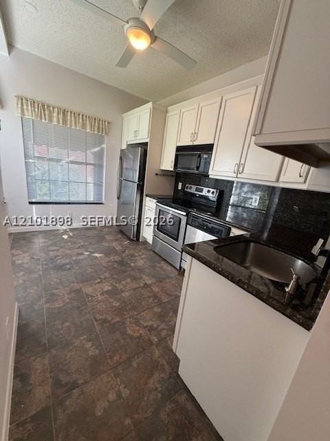 7860 Lexington Club Blvd #B - Photo 4 of 37