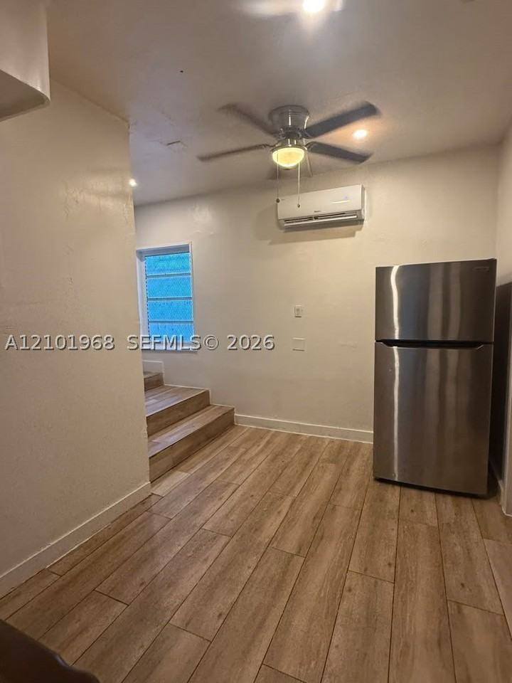 2484 Sw 10th St #3 - Photo 4 of 27
