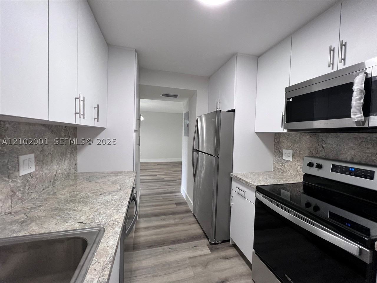 8200 Sw 210th St #114 - Photo 6 of 23