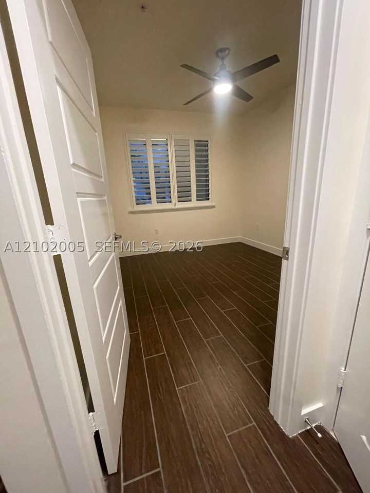 4700 Nw 84th Ave #16 - Photo 6 of 23