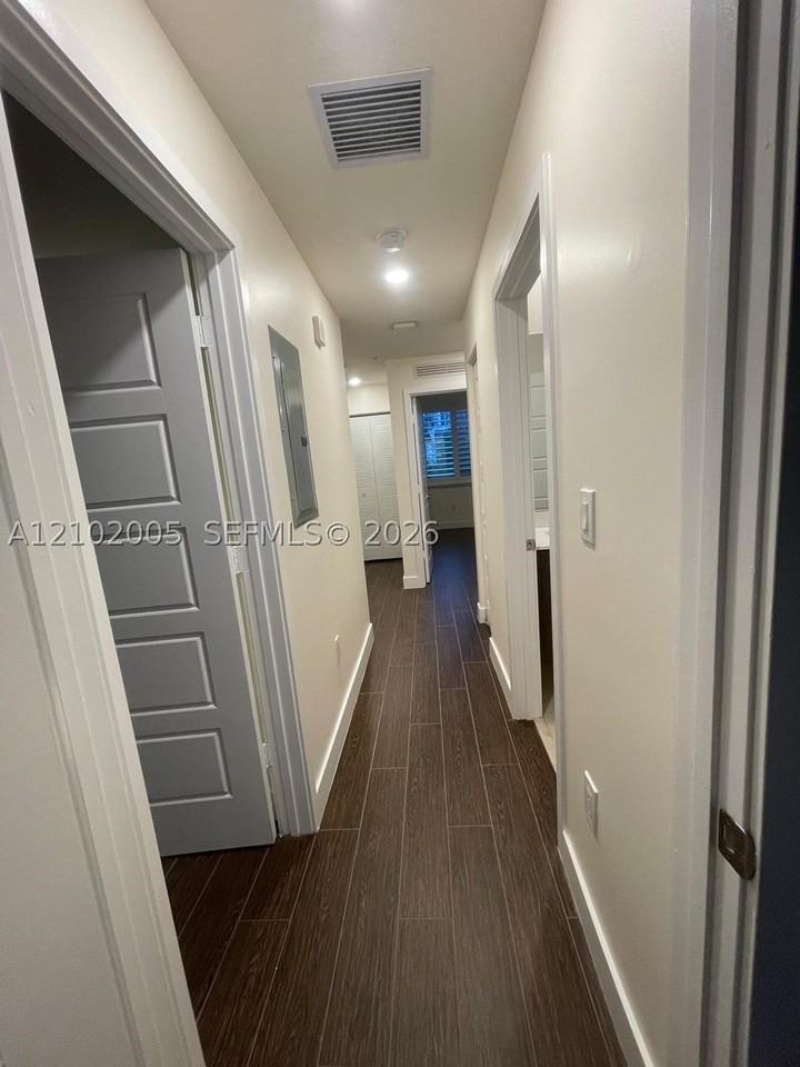 4700 Nw 84th Ave #16 - Photo 7 of 23