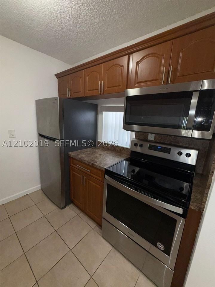8560 N Sherman Cir #105 - Photo 4 of 14