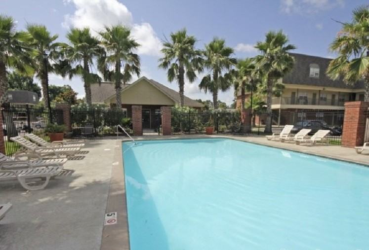 Bridgeway Apartments II - Photo 2 of 36