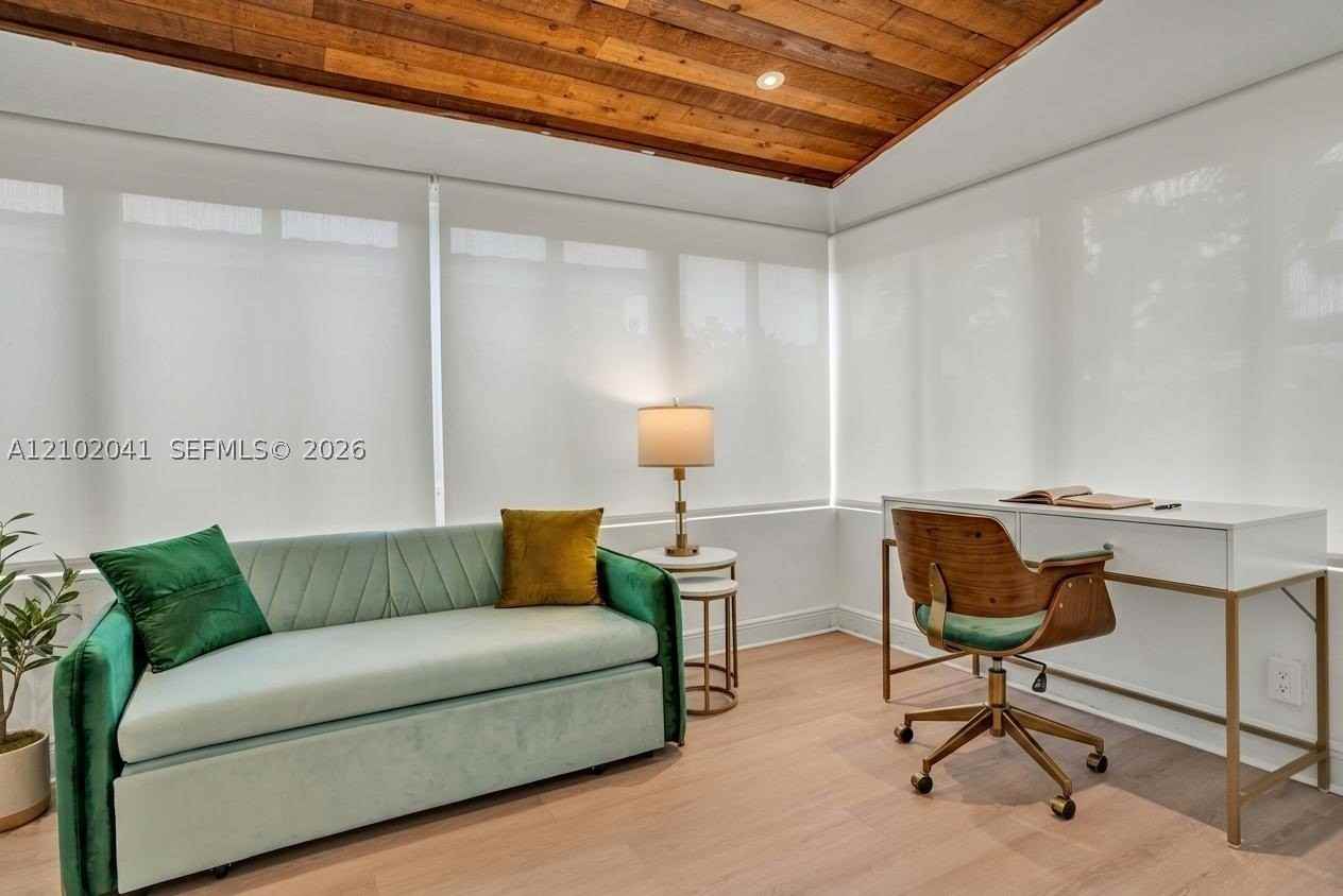 1229 Ne 17th Ave #1229 - Photo 6 of 16