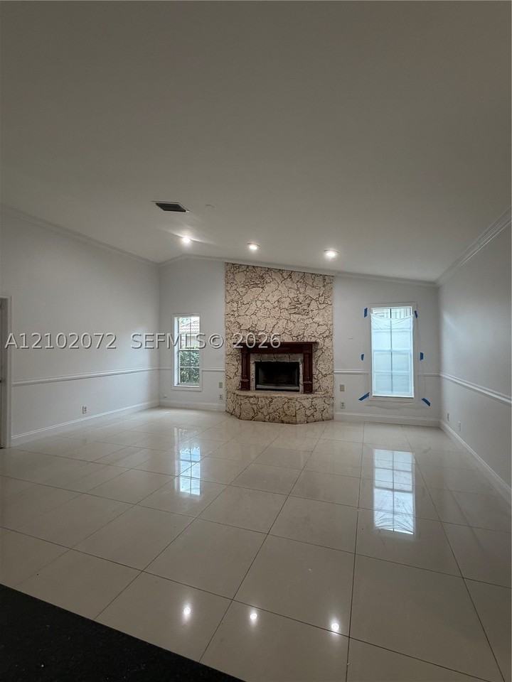 251 Nw 118th Ave #251 - Photo 5 of 20