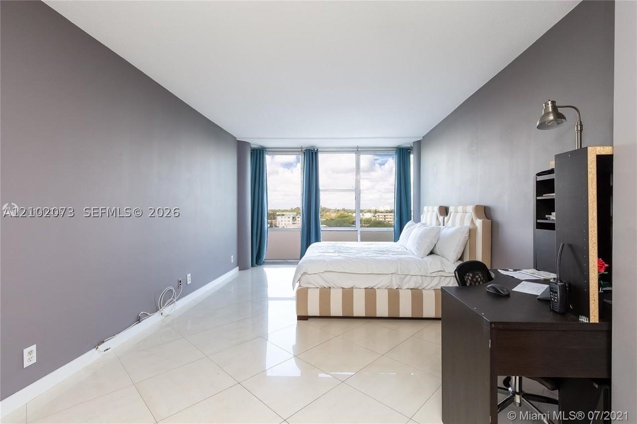 900 Bay Dr #617 - Photo 4 of 25