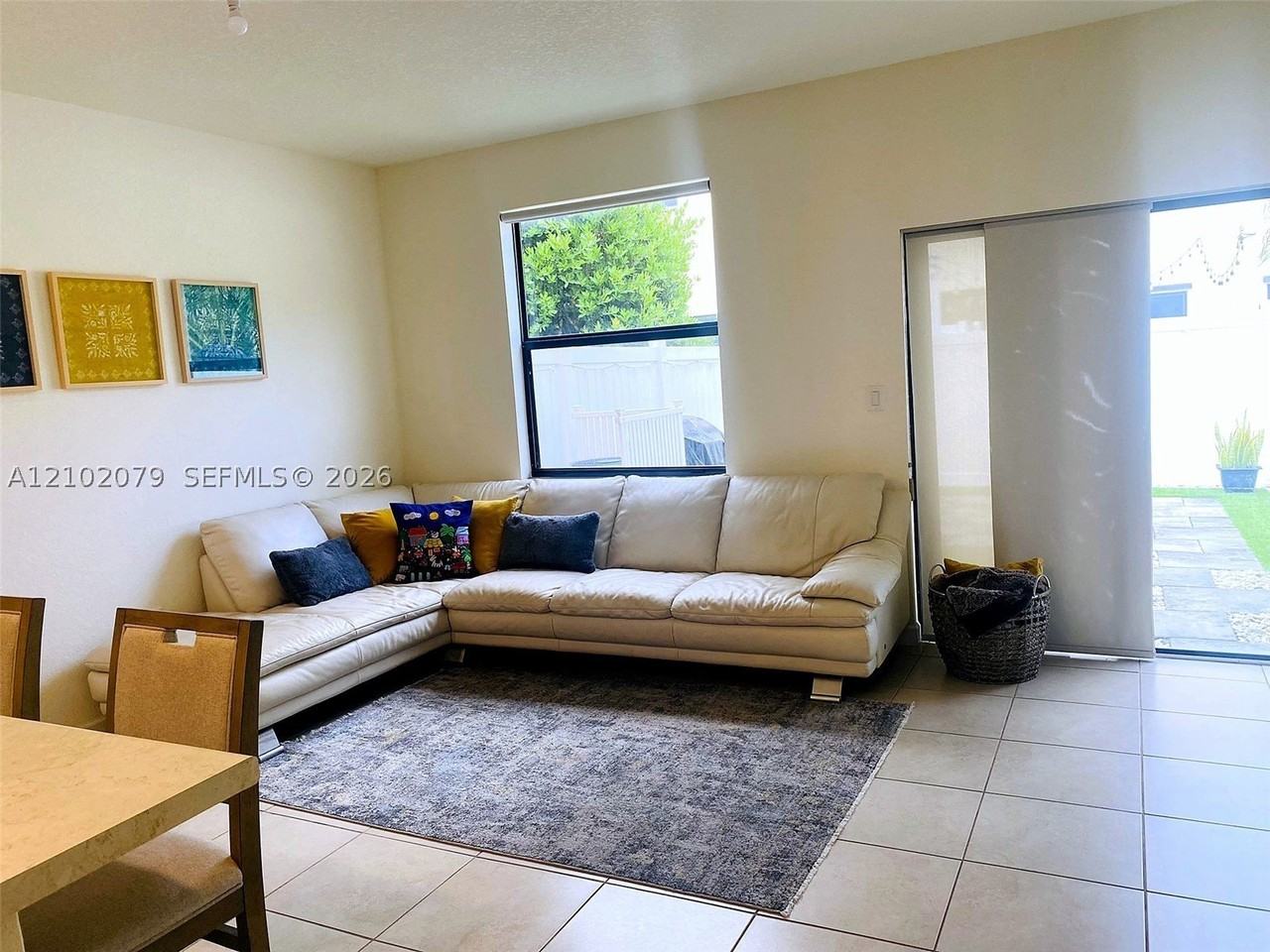 10492 W 33rd Ln - Photo 3 of 19