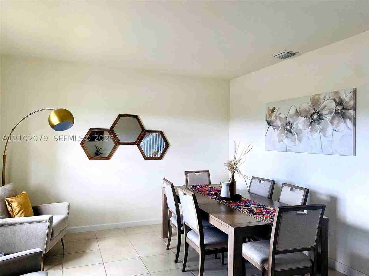 10492 W 33rd Ln - Photo 5 of 19